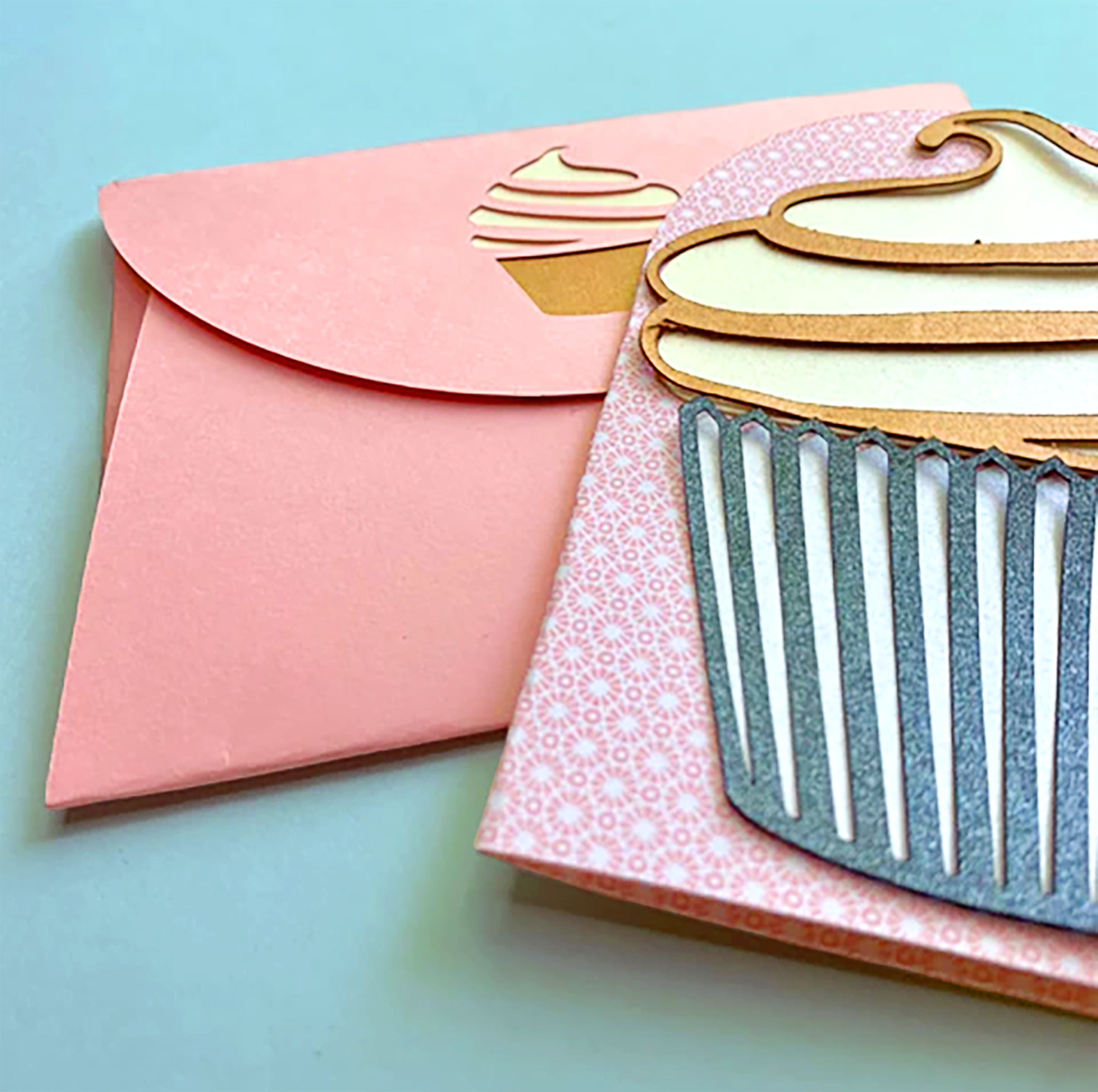 Paper Magic Group Blank Inside Greeting Note Card Cupcakes Desert Party  Envelope